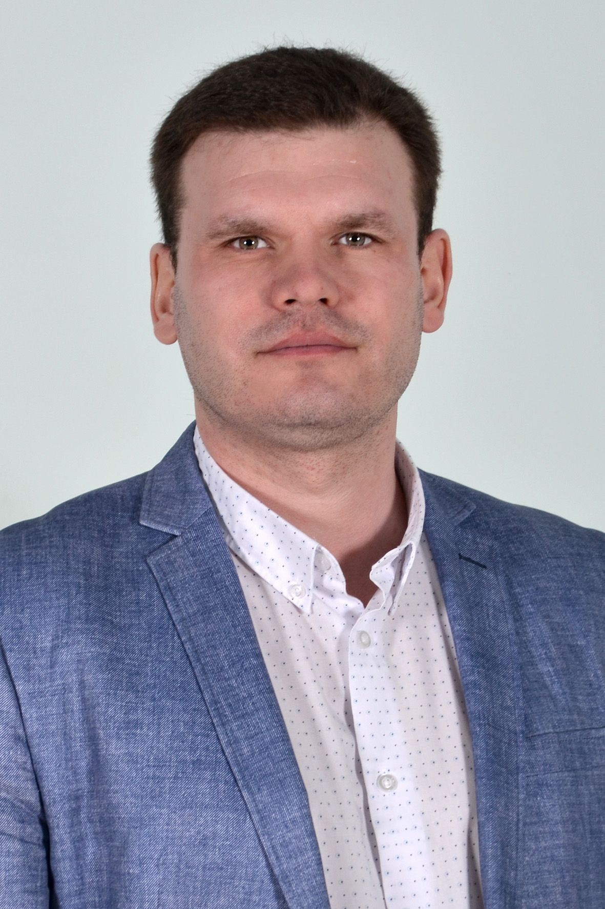 Колесник Дмитрий Владимирович.