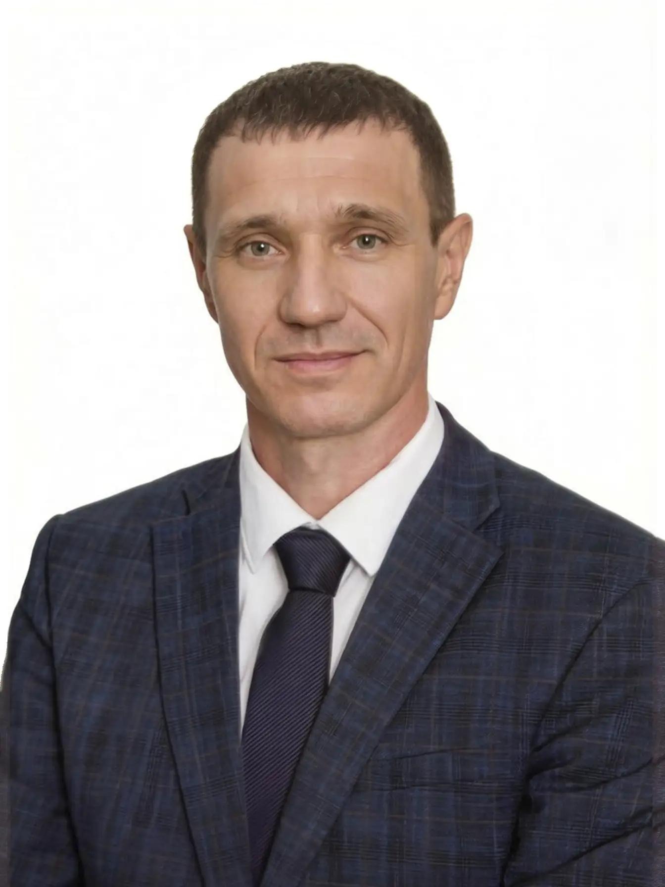 Басыров Ильнур Минниахметович.